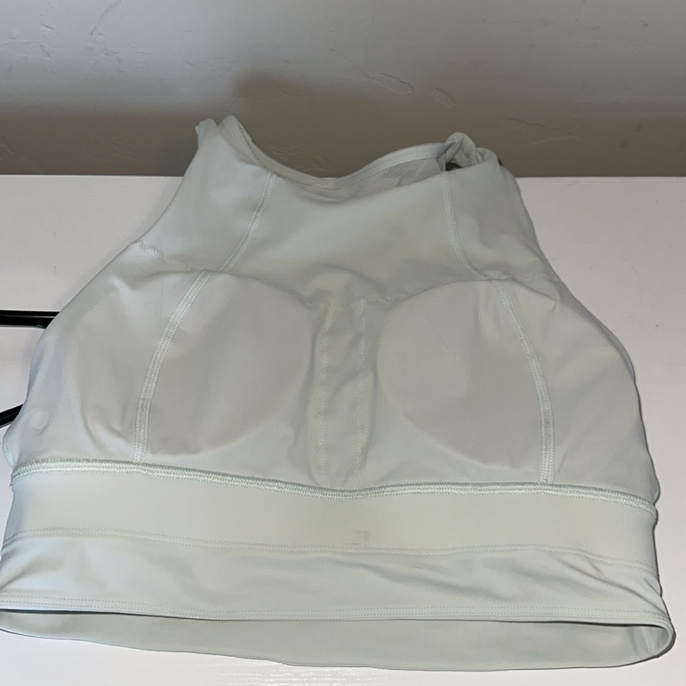 Lululemon Align Seafoam Green Mesh Built in Bra Crop Workout Top Size 6 - Picture 3 of 5
